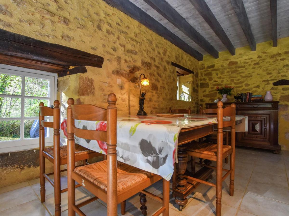 Cosy Holiday Home In Lantheuil With Garden Villefranche-du-Périgord Εξωτερικό φωτογραφία