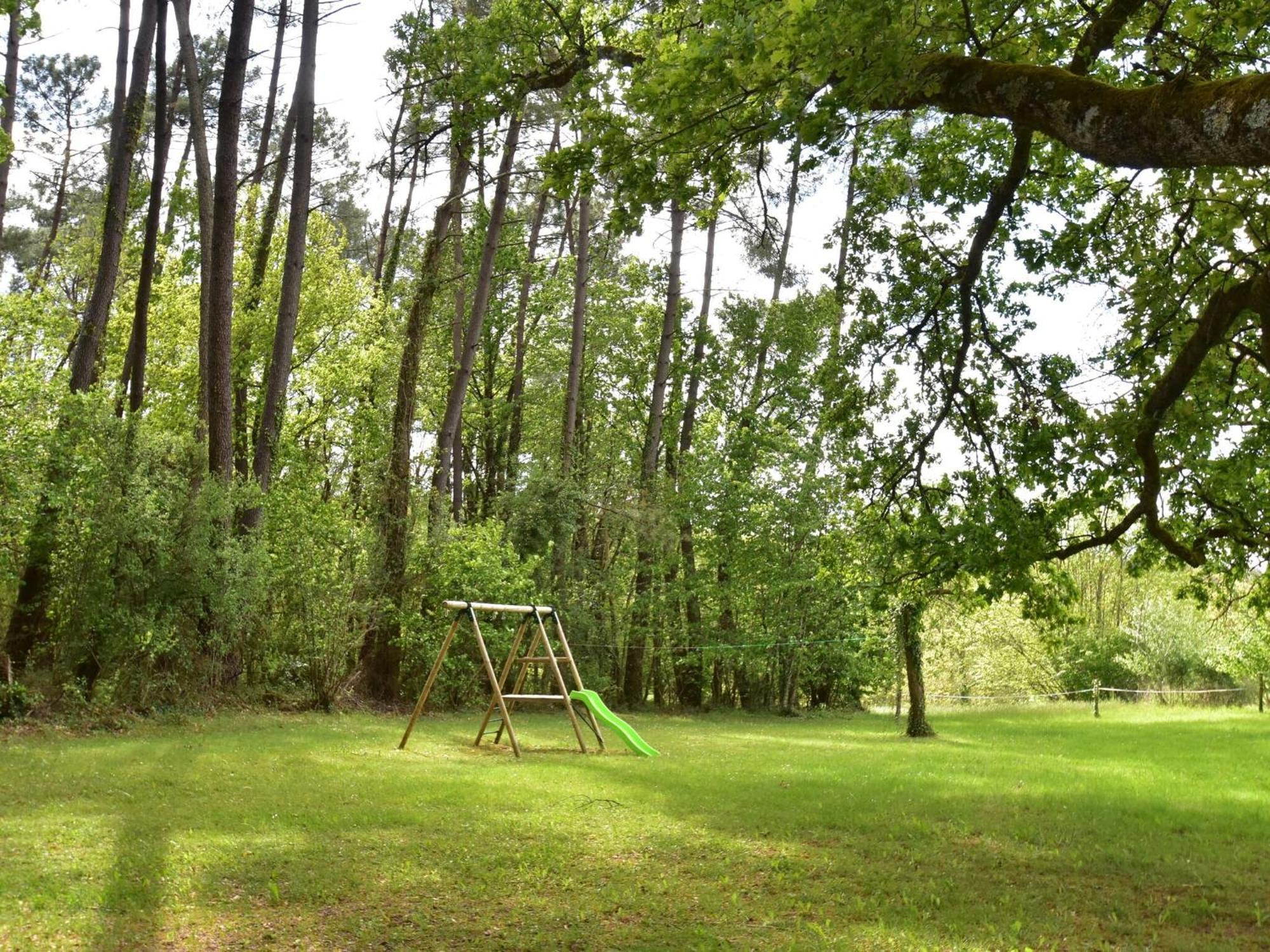 Cosy Holiday Home In Lantheuil With Garden Villefranche-du-Périgord Εξωτερικό φωτογραφία