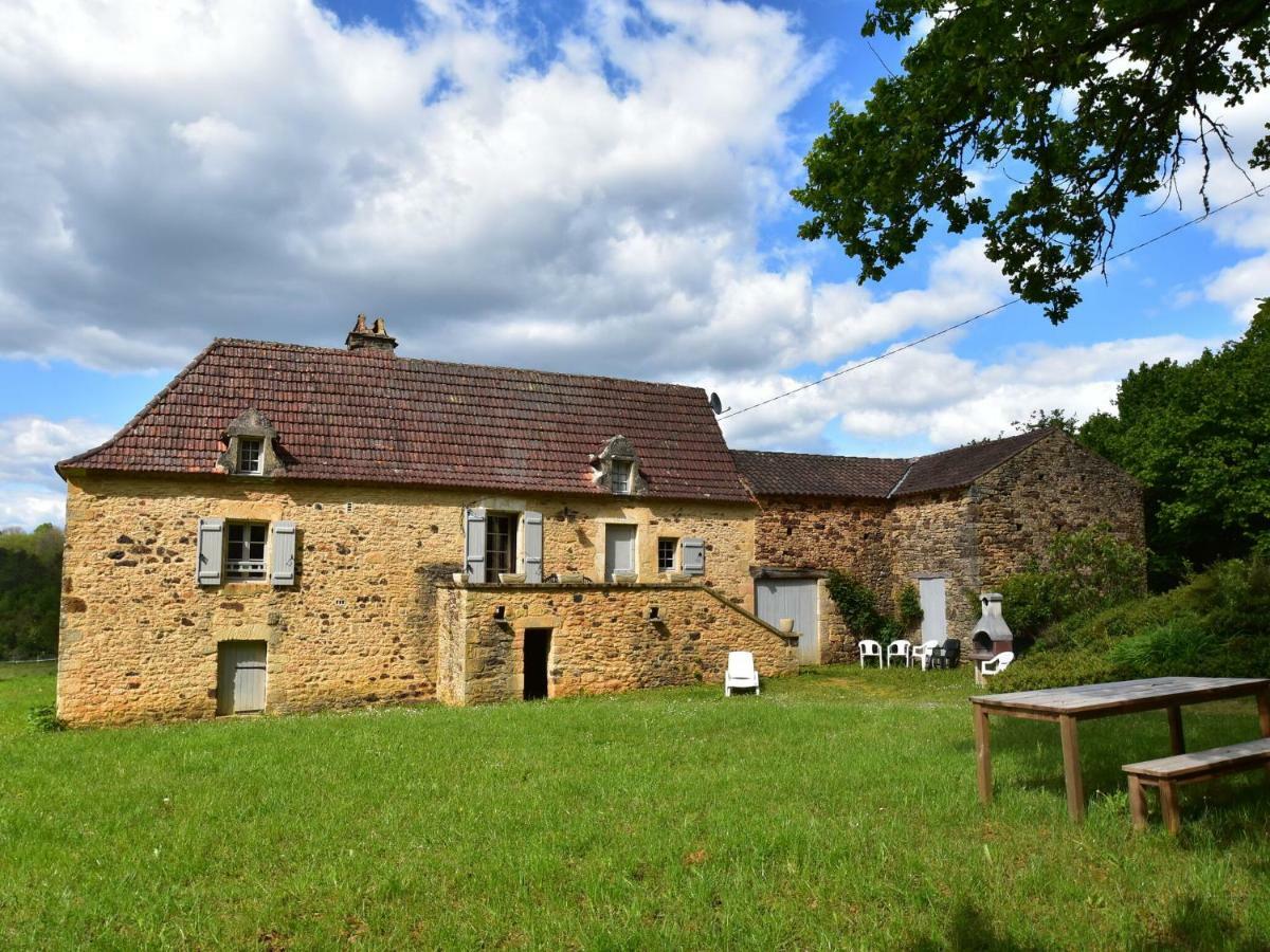 Cosy Holiday Home In Lantheuil With Garden Villefranche-du-Périgord Εξωτερικό φωτογραφία